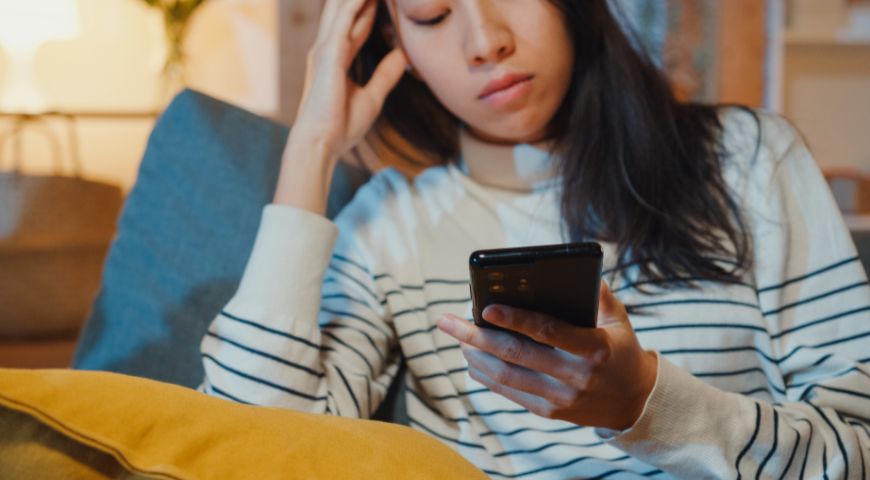 How Social Media Affects Mental Health