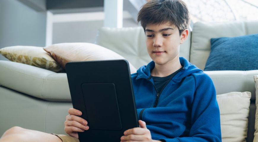 A Parent’s Guide to Teen Screen Time