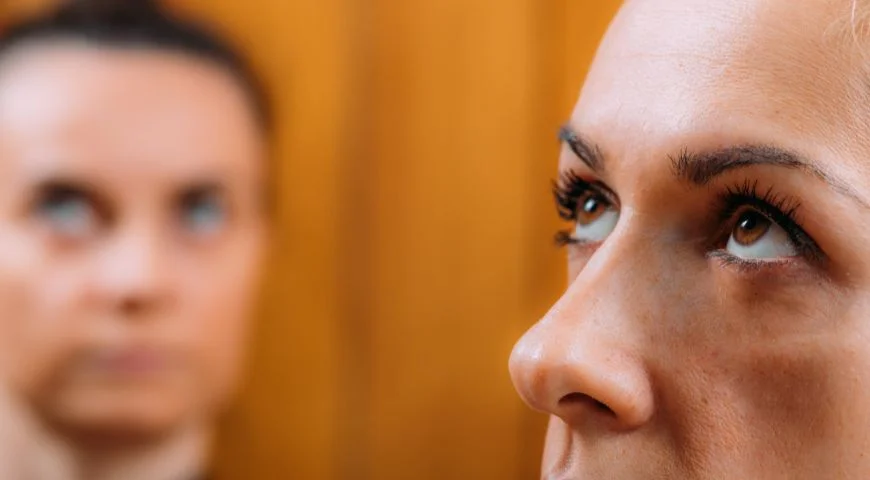 The Lingering Gaze_ Eye Contact that Lasts