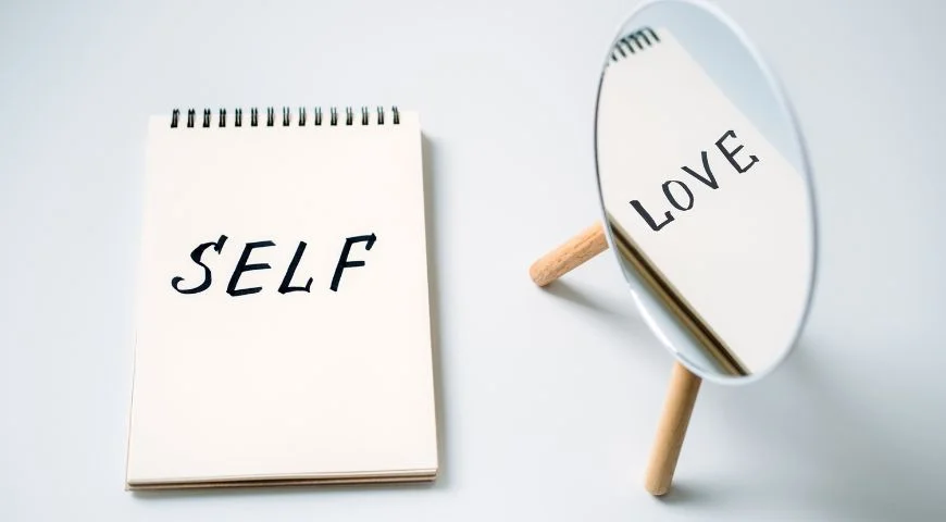 You’re Afraid of Flawed Love, Not Love Itself by therapist Tanu Choksi