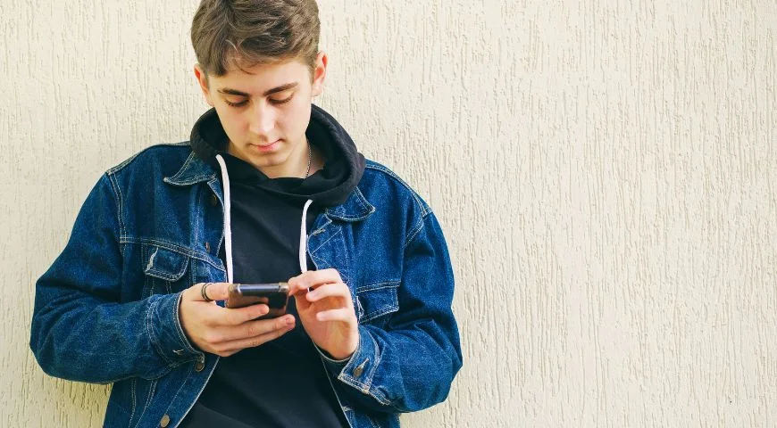 How Addictive Use Harms Youth Mental Health