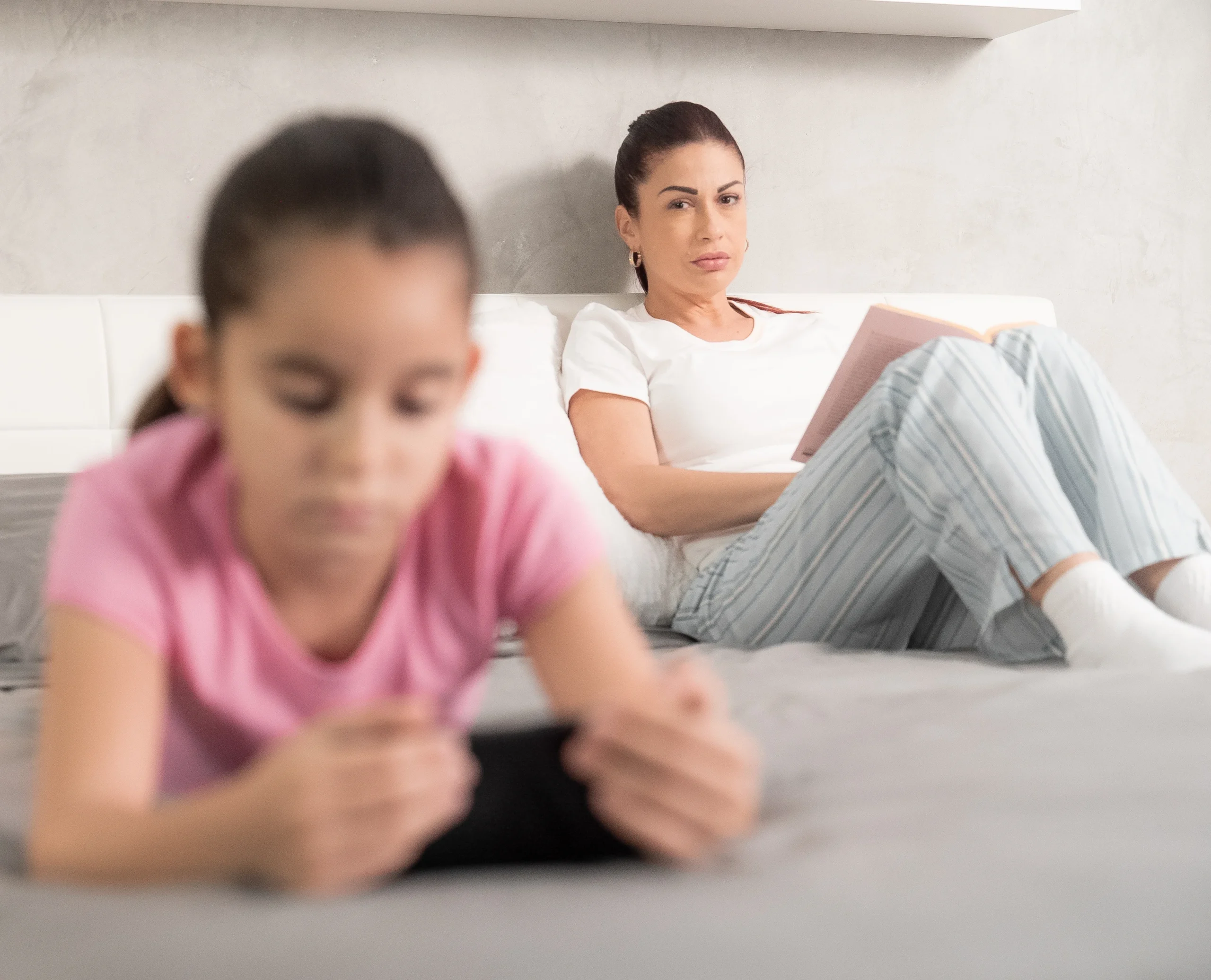 Early Smartphone Use Risks: What Parents Must Know